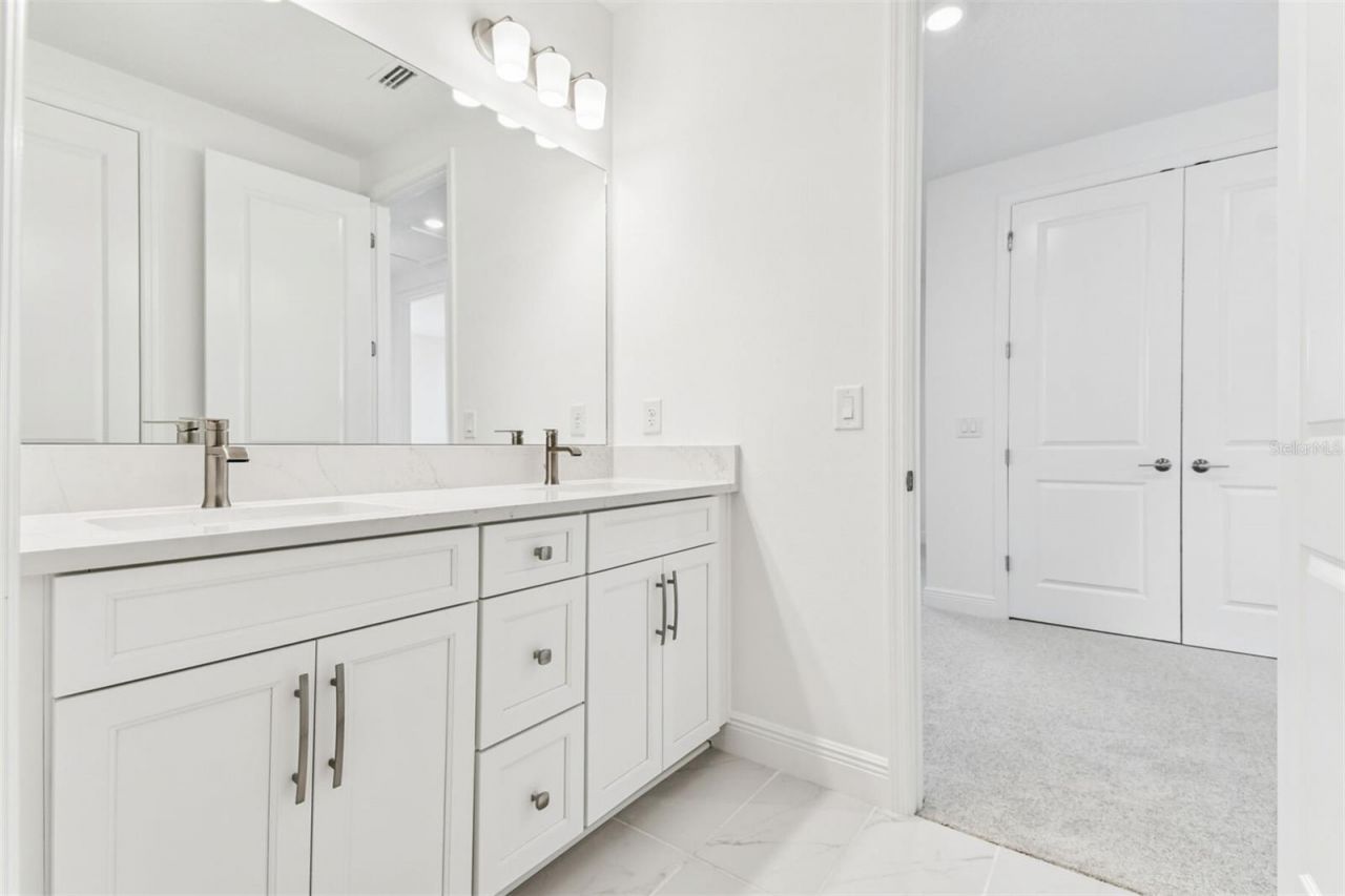 7575 Seahawk Avenue, Sarasota, FL 34241 Photo