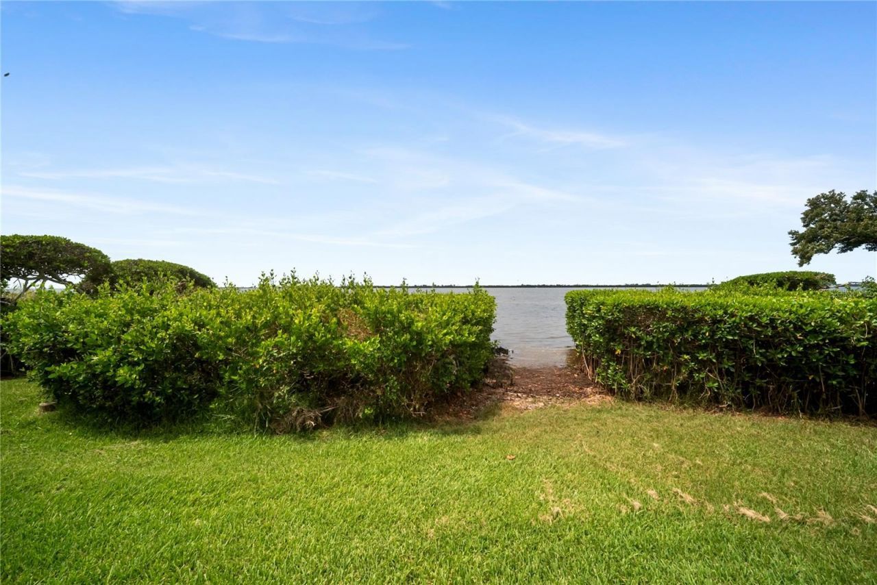 44 Tidy Island Boulevard, Bradenton, FL 34210 Photo