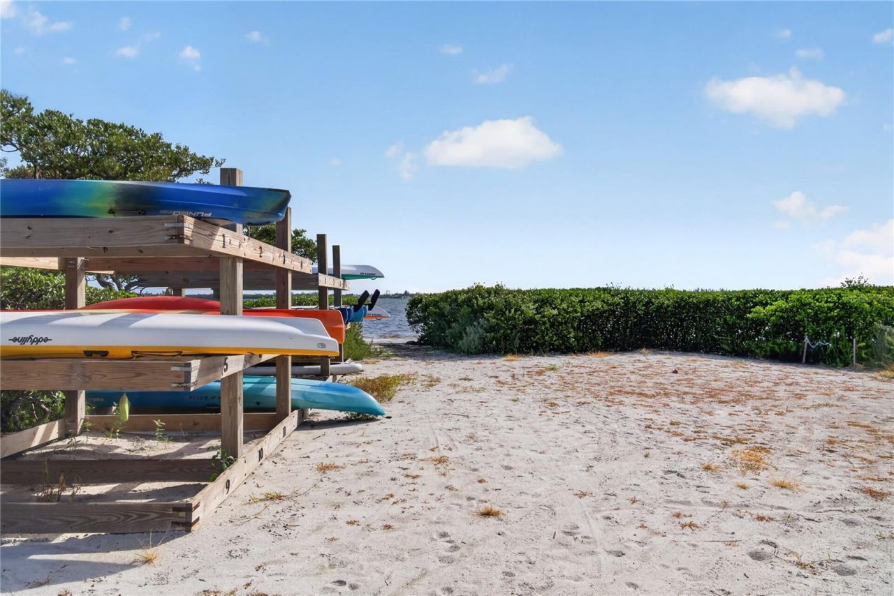 44 Tidy Island Boulevard, Bradenton, FL 34210 Photo