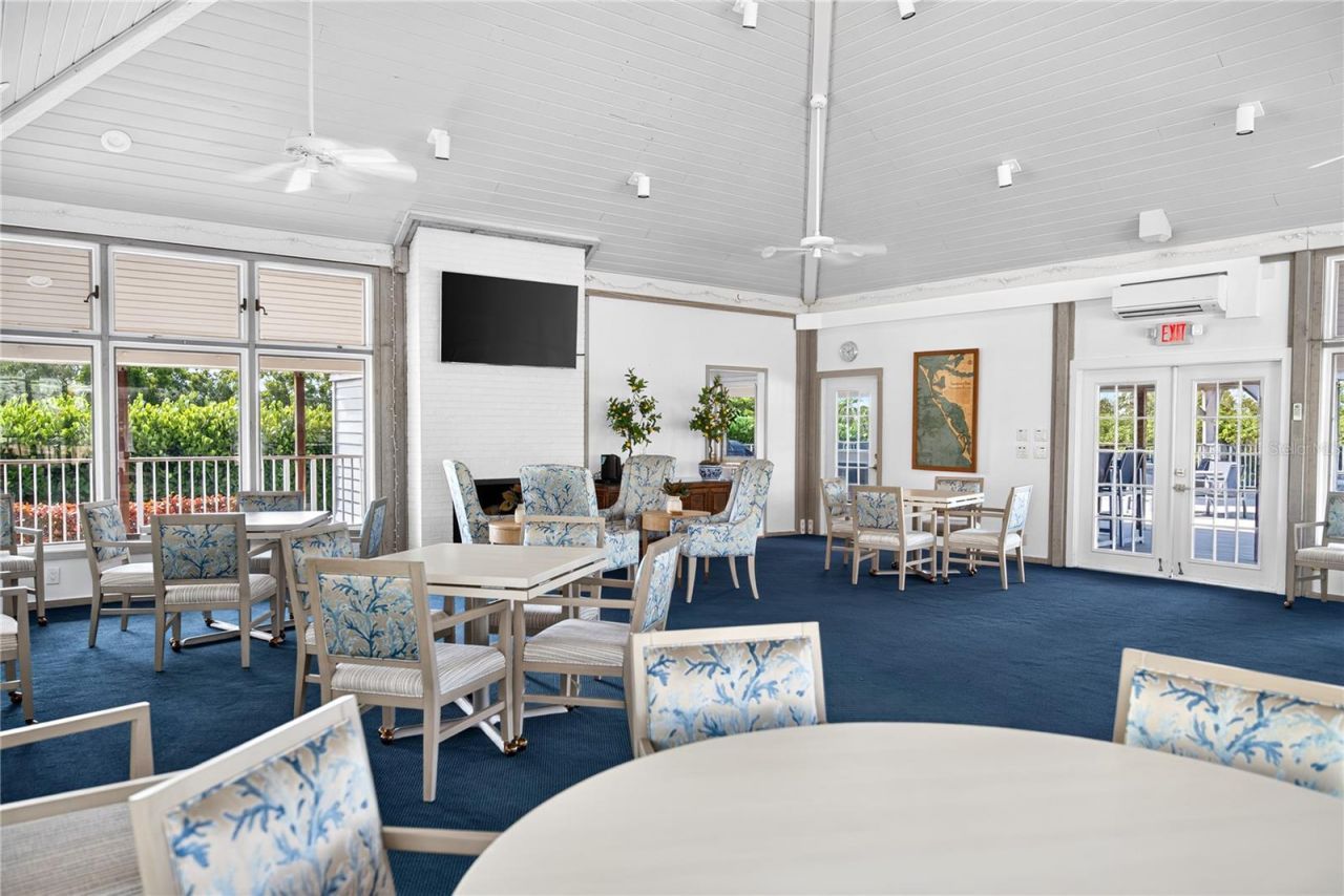 44 Tidy Island Boulevard, Bradenton, FL 34210 Photo