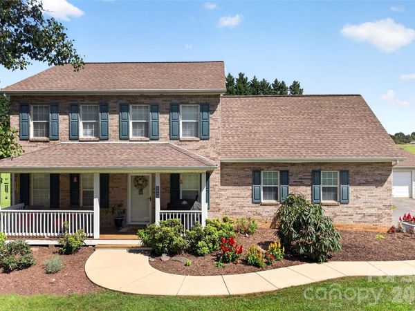 3648 Mount Olive Church Road , Newton, NC 28658