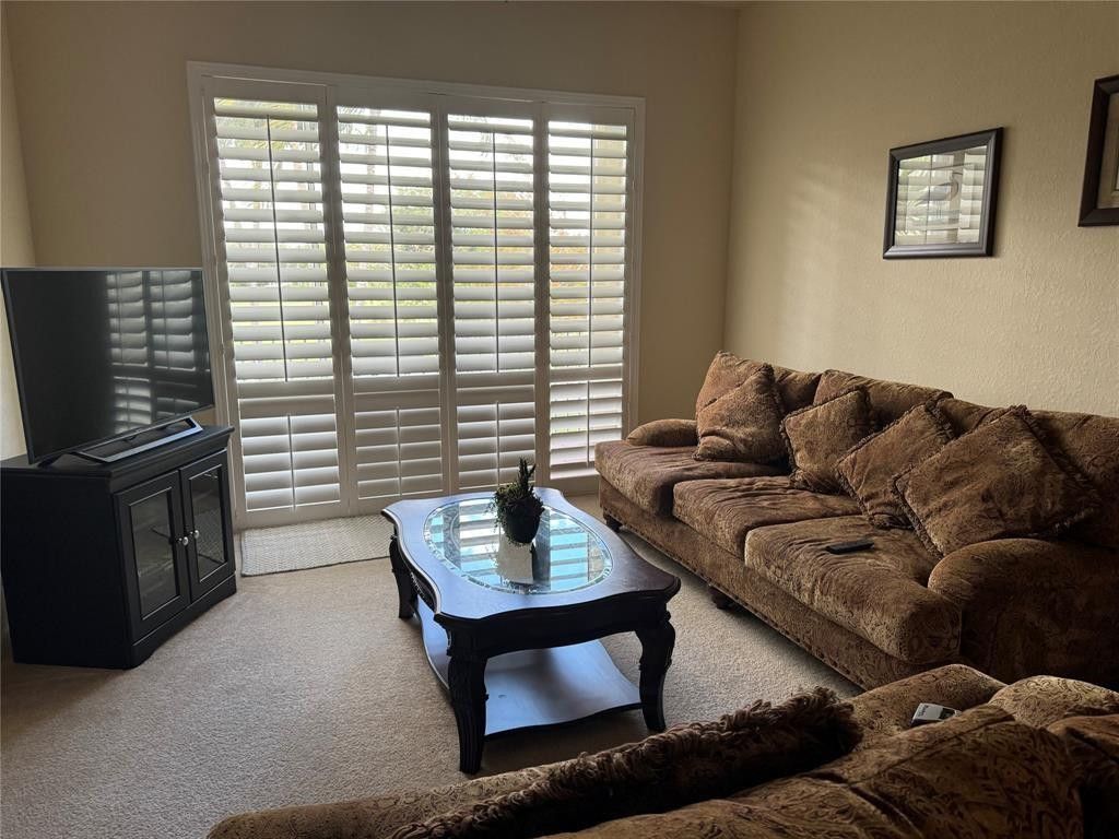 3500 Oaks Clubhouse Drive, Unit 204, Pompano Beach, FL 33069 Photo