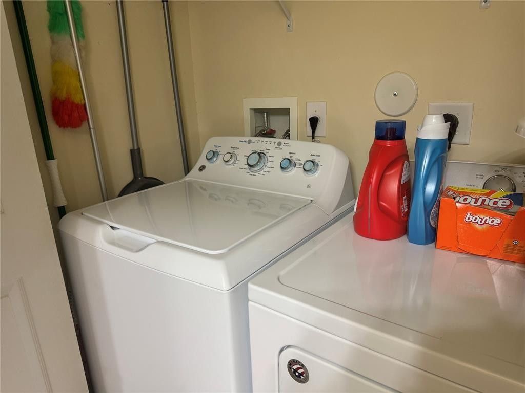 3500 Oaks Clubhouse Drive, Unit 204, Pompano Beach, FL 33069 Photo