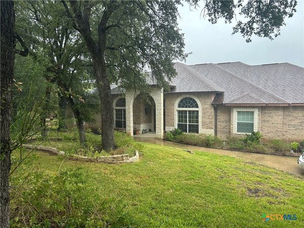 9783 Arroyo Drive , Belton, TX 76513