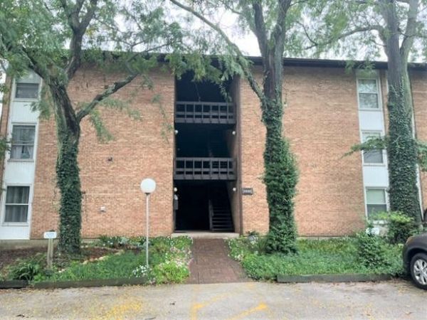 5532 E Lake Drive , Unit A, Lisle, IL 60532