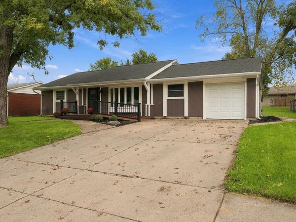 1206 Superior Drive, Auburn, IN 46706