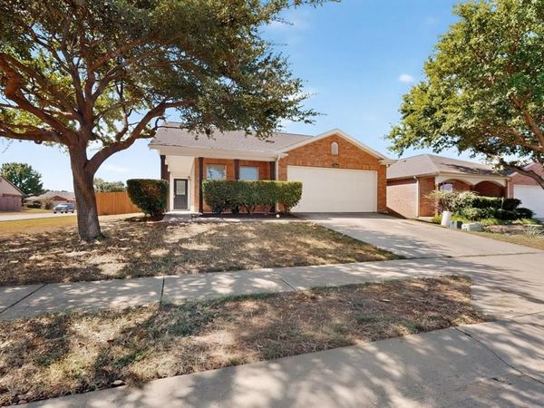 8924 Wagon Trail, Cross Roads, TX 76227