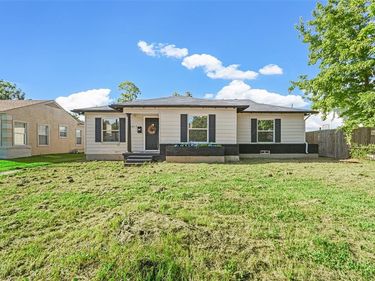 3677 Rockdale Drive, Dallas, TX 75220