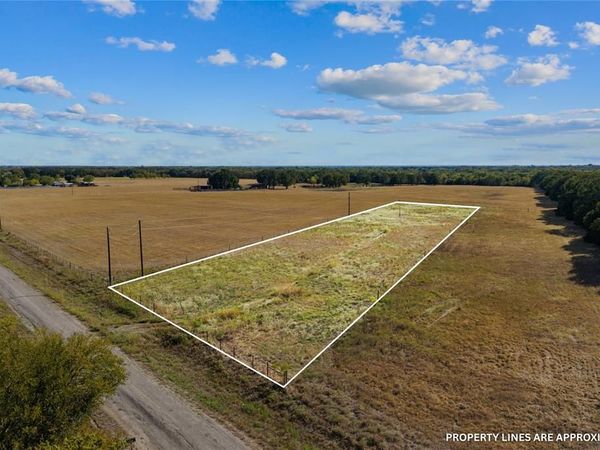 299 CR 155 , Marlin, TX 76661