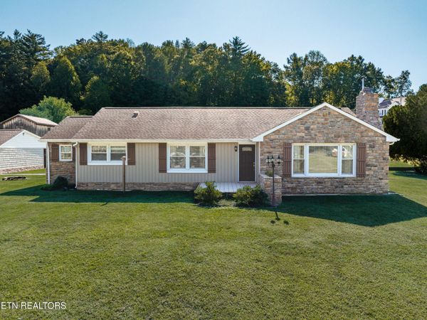 121 Shady Rd, Oliver Springs, TN 37840