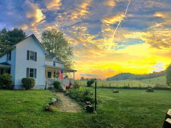 20217 Shadowood Circle, Meadowview, VA 24361