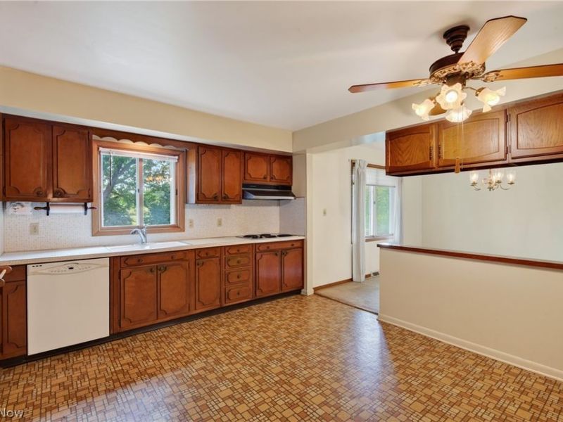 5715 Skyline Drive, Seven Hills, OH 44131 Photo 17