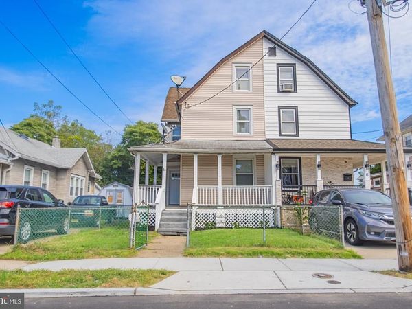 6 A STEWART AVENUE, DELRAN, NJ 08075