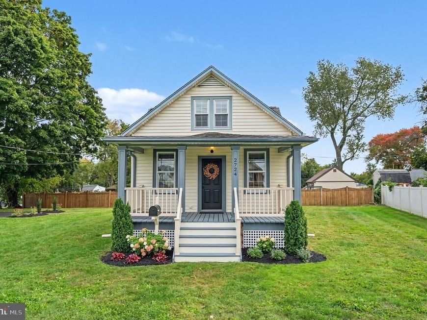 2724 New Falls Road, Levittown, PA 19056 Main Photo