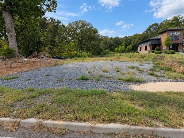 1404 Bowman Road , Little Rock, AR 72211