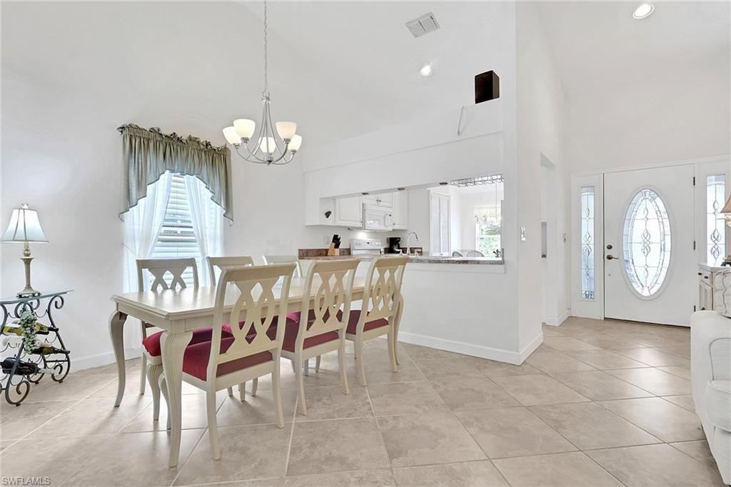 237 Fox Den Cir, Naples, FL 34104 Photo