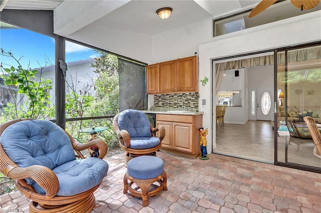 237 Fox Den Cir, Naples, FL 34104 Photo