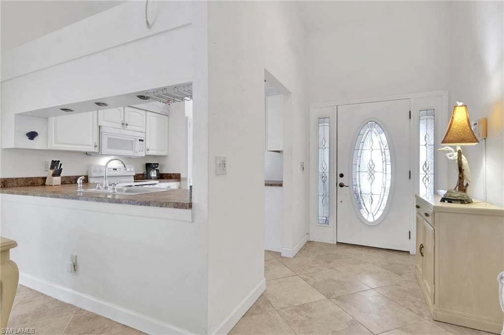 237 Fox Den Cir, Naples, FL 34104 Photo