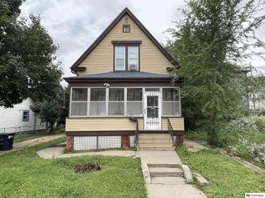 1006 S 25th Street, Omaha, NE 68105