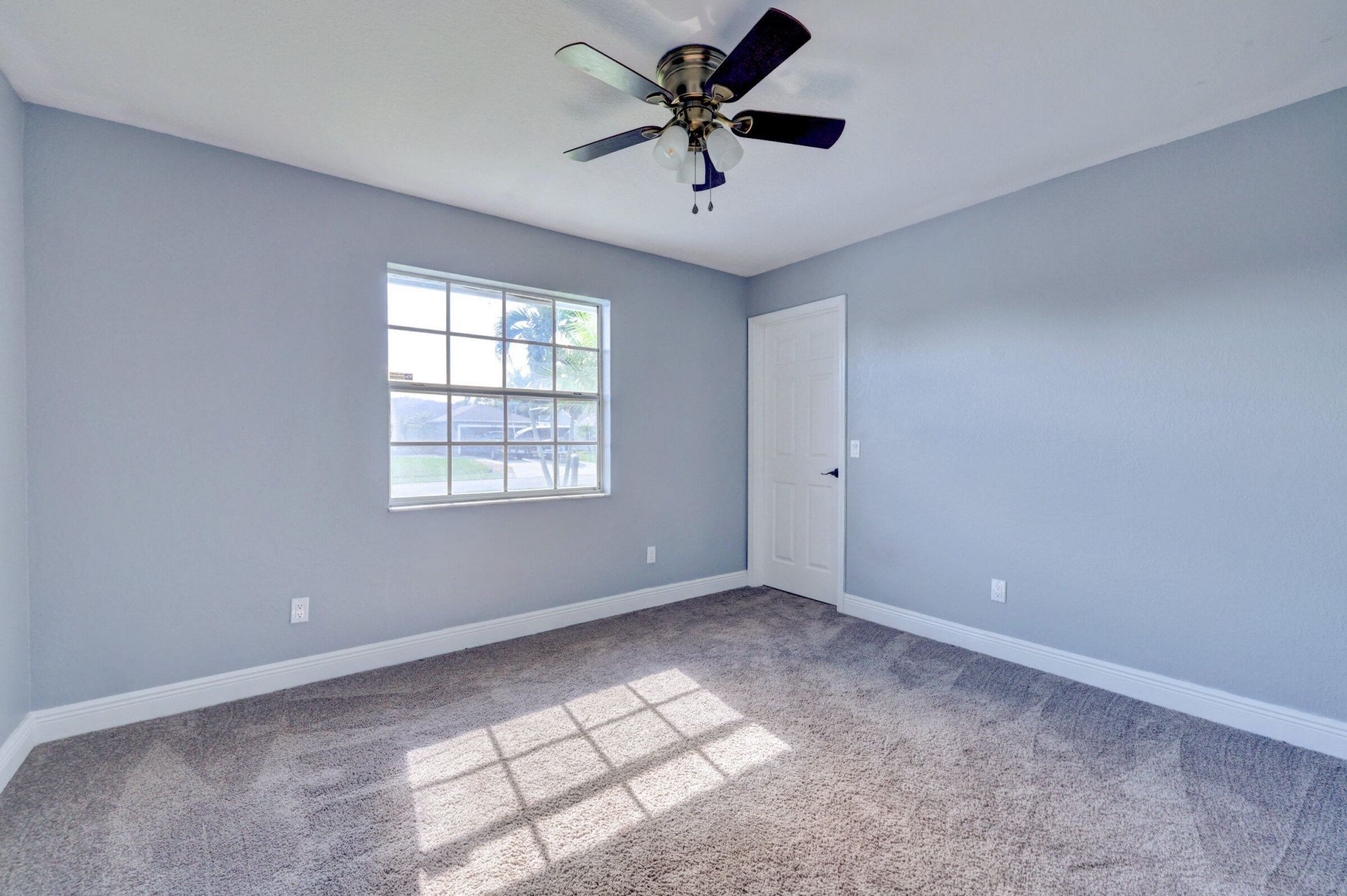 325 SE Wallace Terrace, Port Saint Lucie, FL 34983 Photo