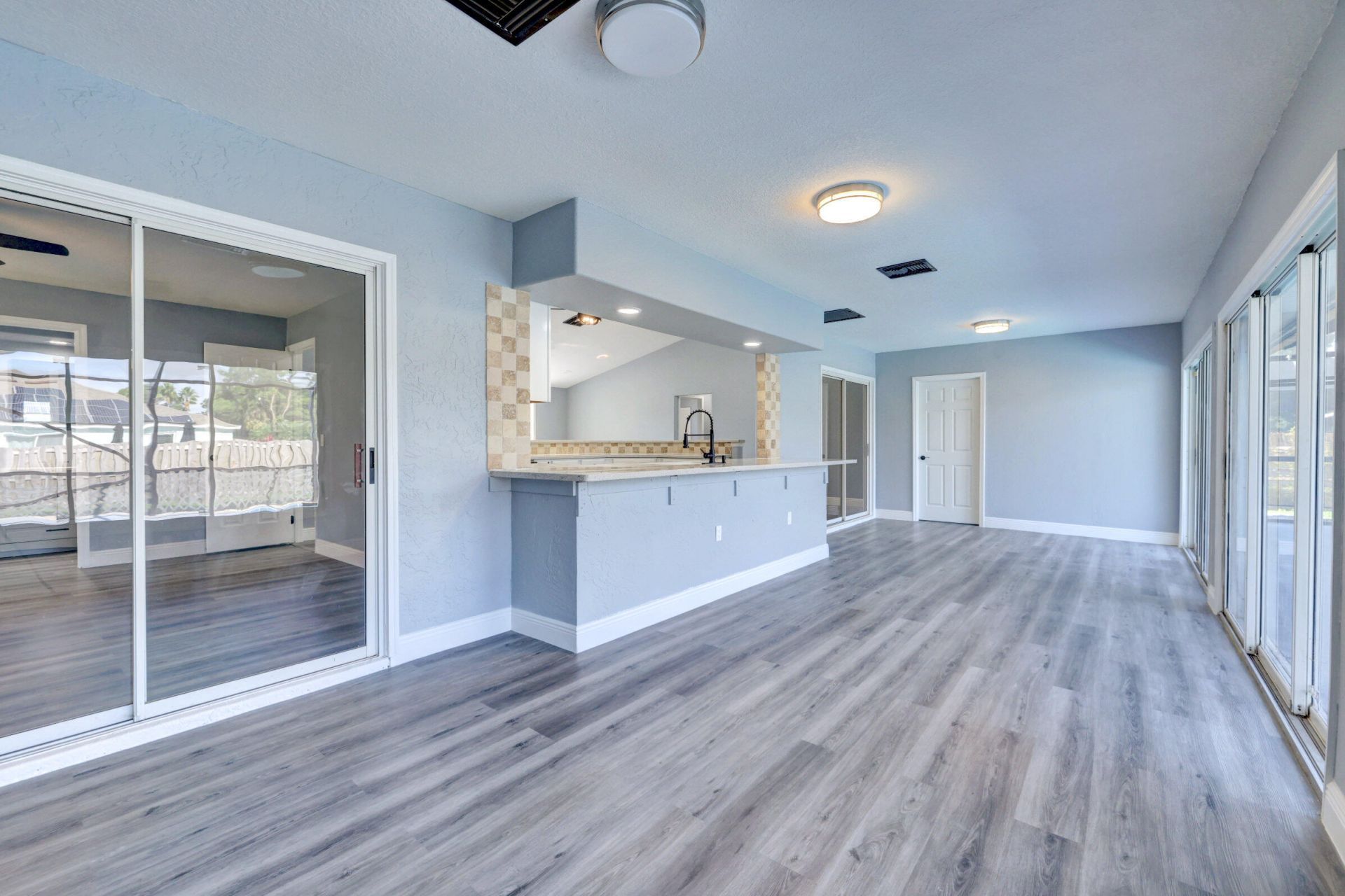 325 SE Wallace Terrace, Port Saint Lucie, FL 34983 Photo