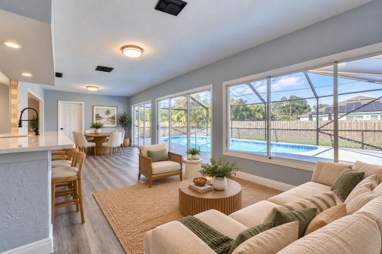 325 SE Wallace Terrace, Port Saint Lucie, FL 34983 Photo