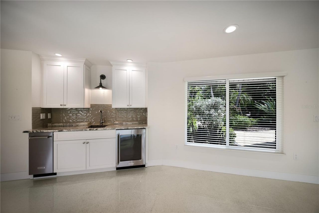 6561 Bayou Hammock Road, Longboat Key, FL 34228 Photo