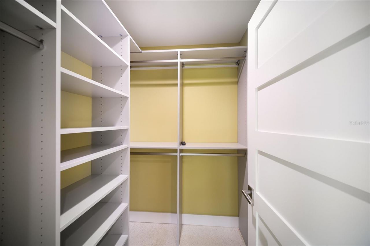 6561 Bayou Hammock Road, Longboat Key, FL 34228 Photo