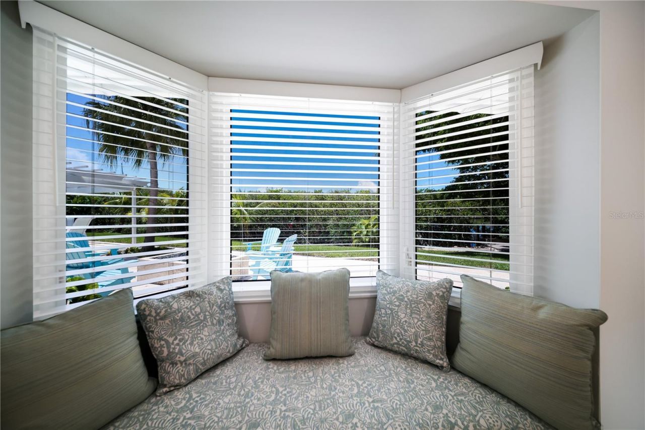 6561 Bayou Hammock Road, Longboat Key, FL 34228 Photo