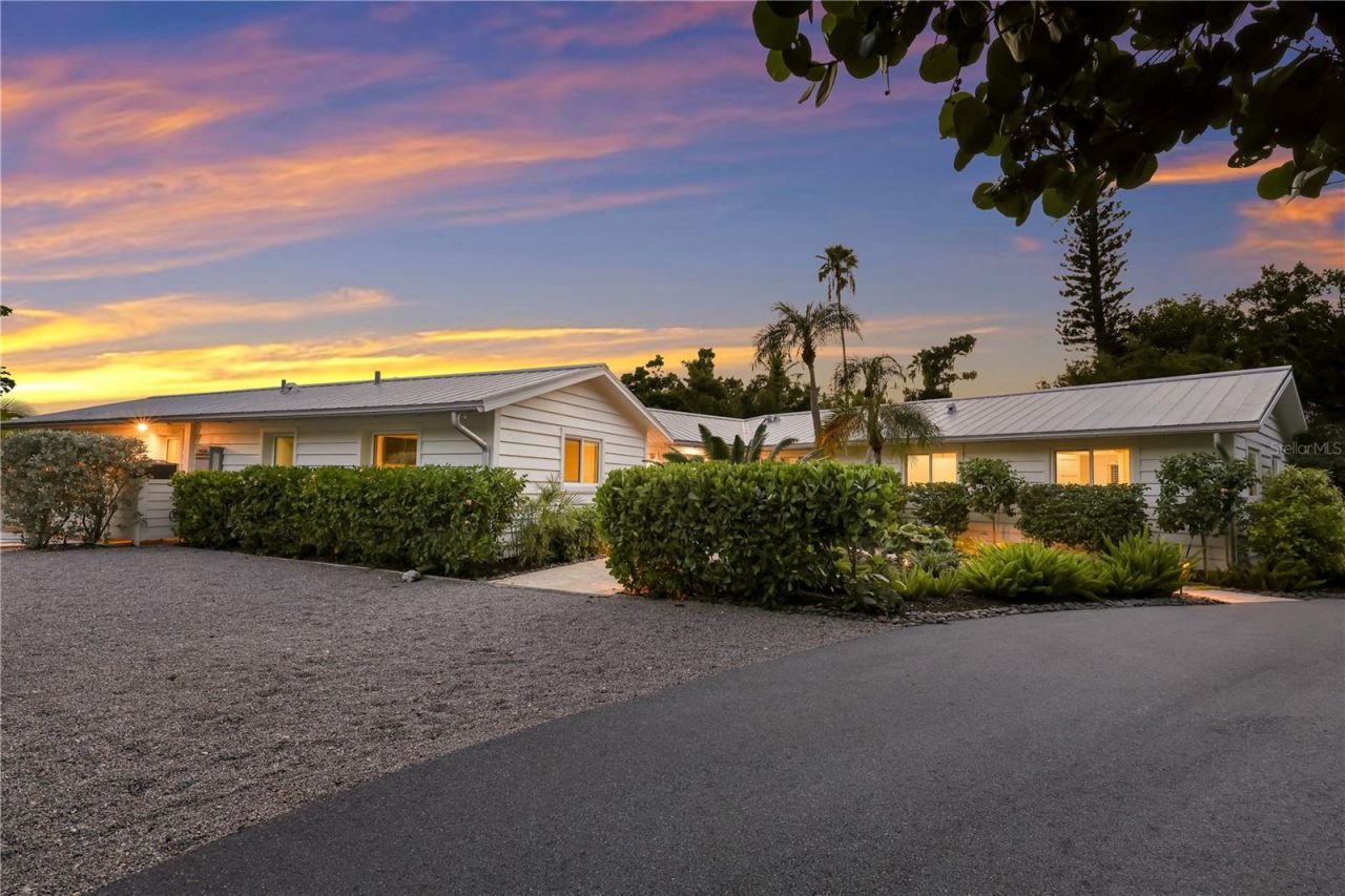 6561 Bayou Hammock Road, Longboat Key, FL 34228 Photo
