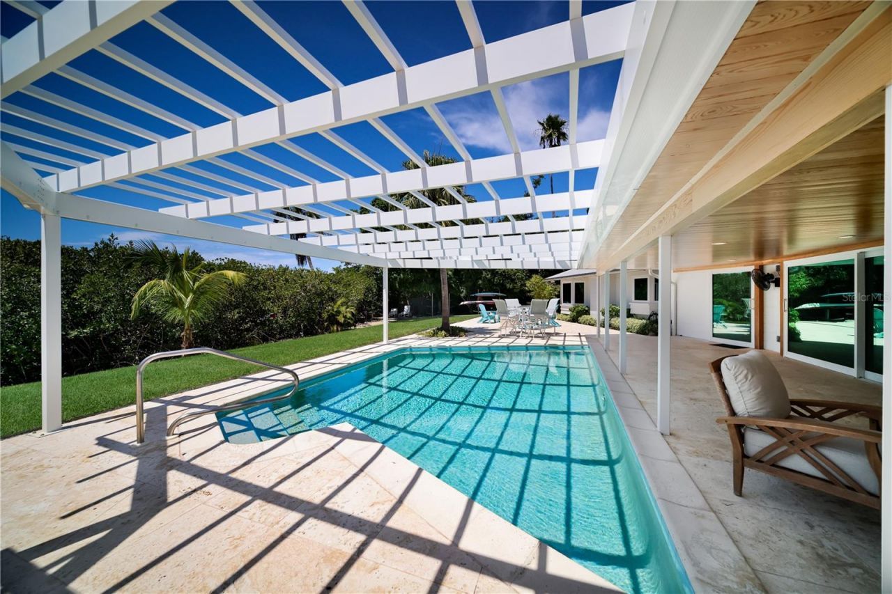 6561 Bayou Hammock Road, Longboat Key, FL 34228 Photo