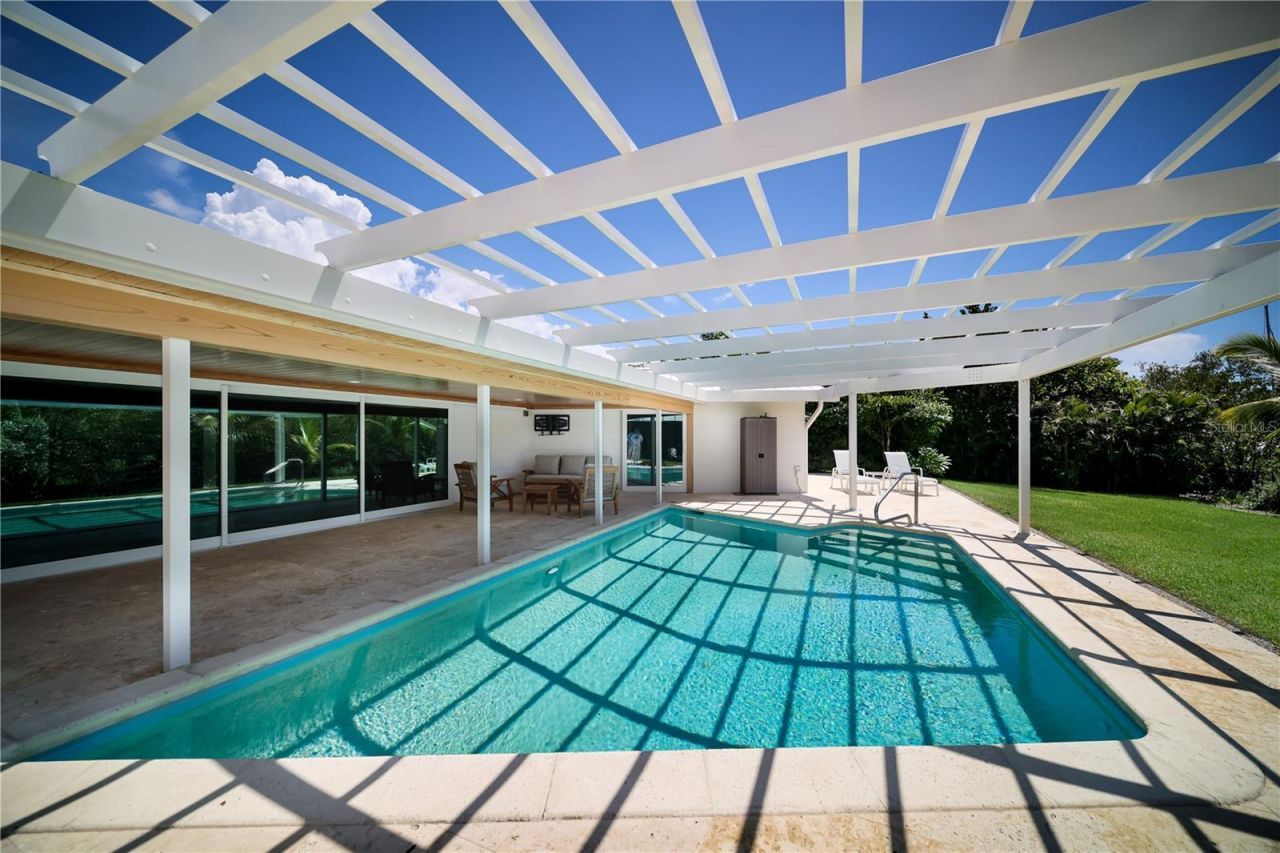 6561 Bayou Hammock Road, Longboat Key, FL 34228 Photo