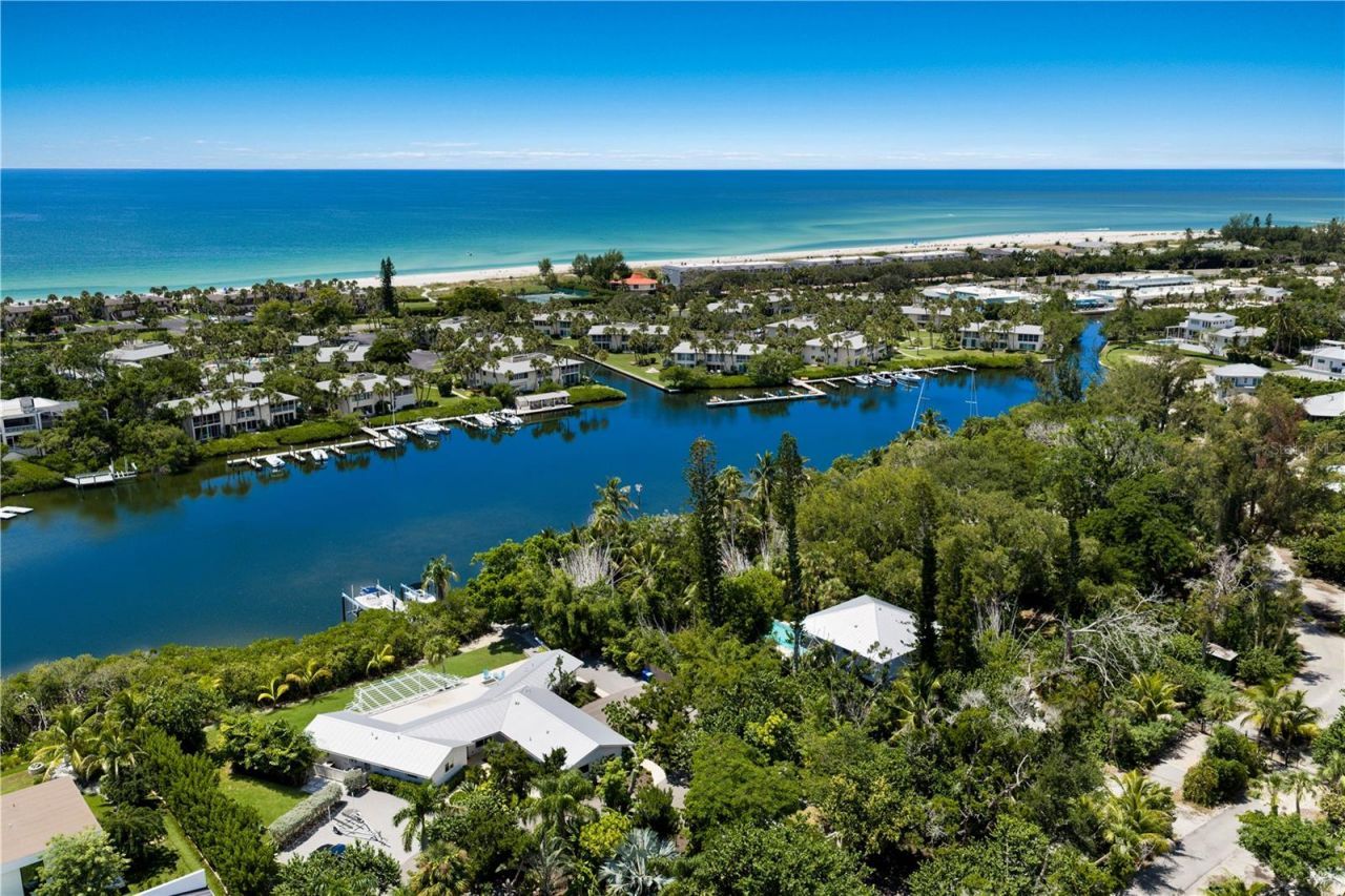 6561 Bayou Hammock Road, Longboat Key, FL 34228 Photo
