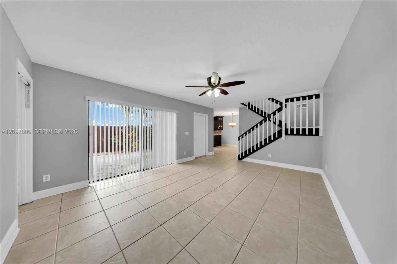 11915 SW 13th Ct , Unit 11915, Davie, FL 33325 Photo