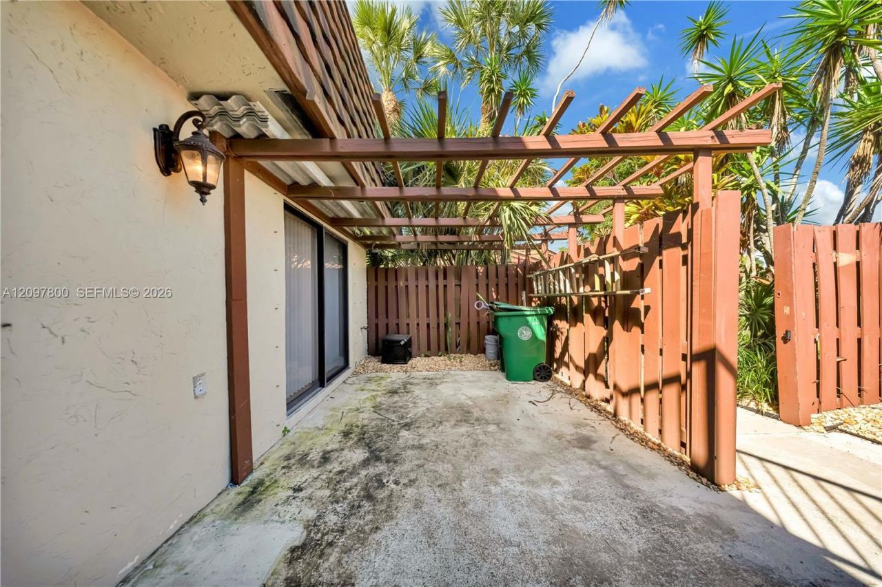 11915 SW 13th Ct , Unit 11915, Davie, FL 33325 Photo