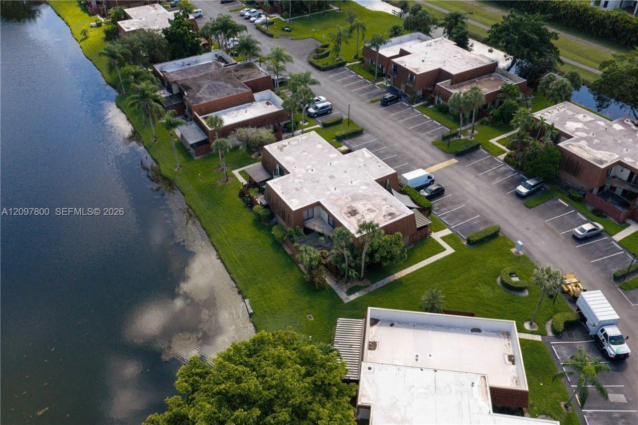 11915 SW 13th Ct , Unit 11915, Davie, FL 33325 Photo