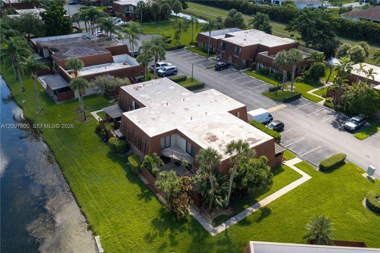 11915 SW 13th Ct , Unit 11915, Davie, FL 33325 Photo