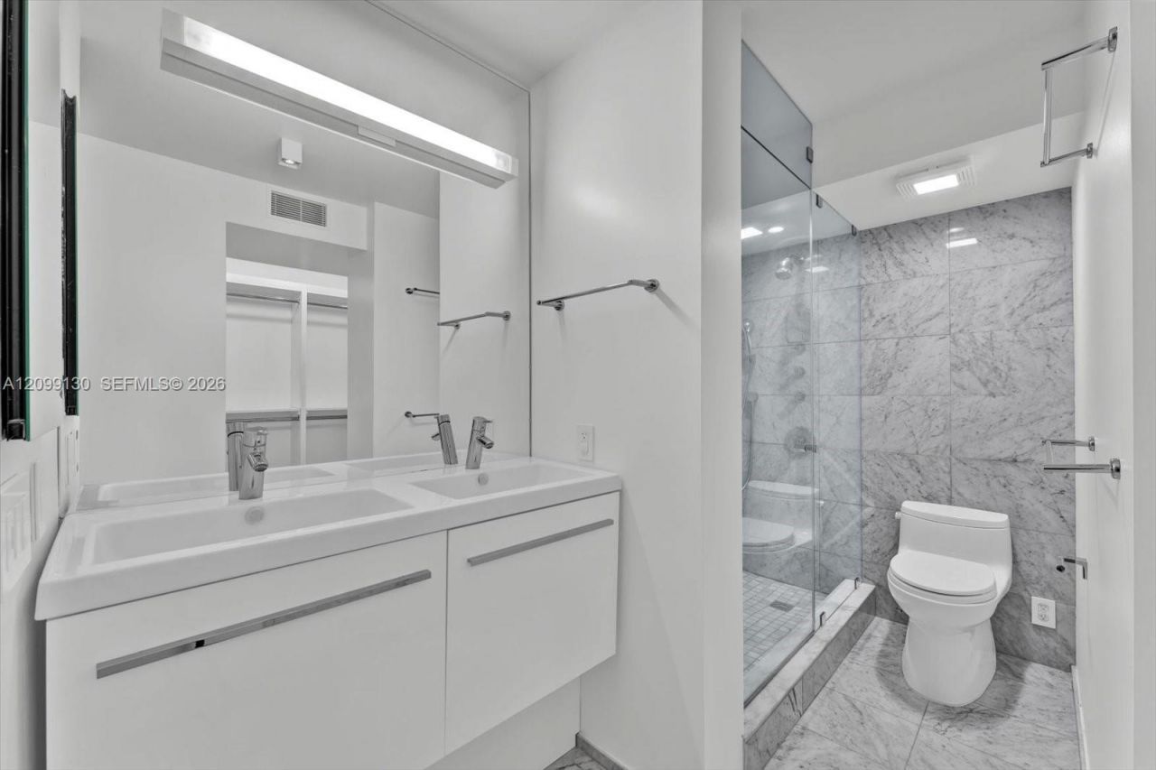 2901 S Bayshore Dr , Unit 8E, Miami, FL 33133 Photo
