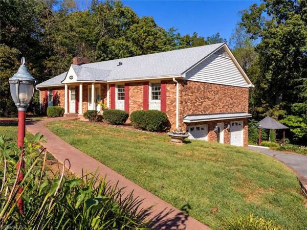 5620 Clinedale Court , Pfafftown, NC 27040