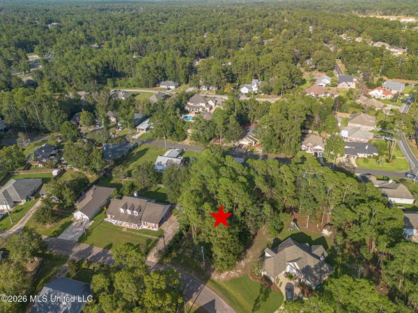 8424 Amoka Place, Diamondhead, MS 39525