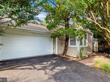 7554 CROSS GATE LANE, ALEXANDRIA, VA 22315