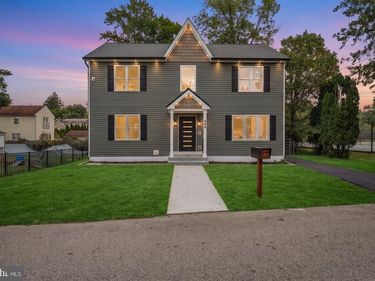 369 GWYNEDD AVENUE, PENLLYN, PA 19422