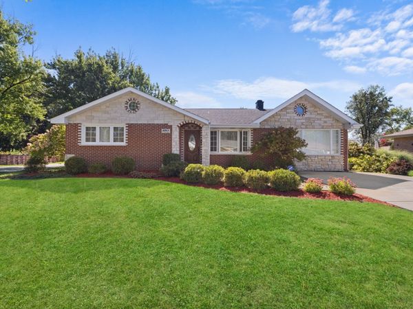 6901 W 115th Place , Worth, IL 60482
