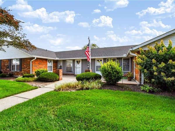 6349 Jason Lane, Centerville, OH 45459