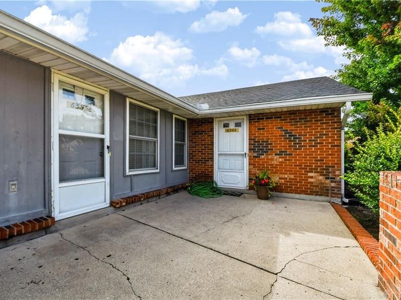 6349 Jason Lane, Centerville, OH 45459 Photo 3