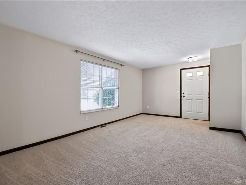6349 Jason Lane, Centerville, OH 45459 Photo 4
