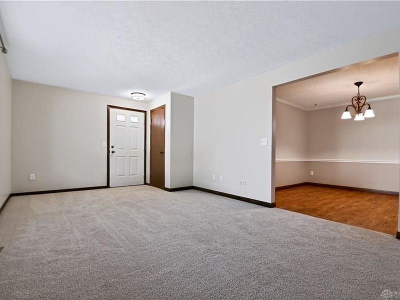 6349 Jason Lane, Centerville, OH 45459 Photo 6