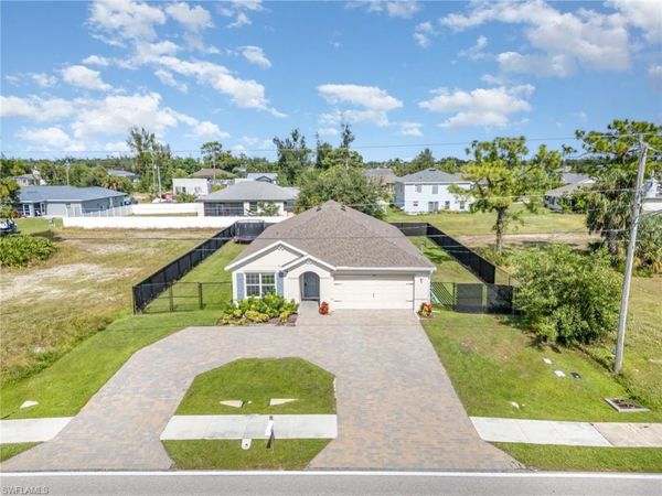 1413 SW Trafalgar PKWY , CAPE CORAL, FL 33991