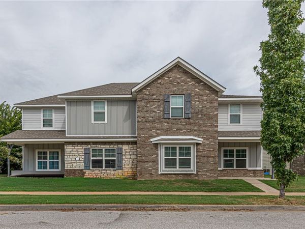 4134 & 4136 Sardinia , Fayetteville, AR 72704