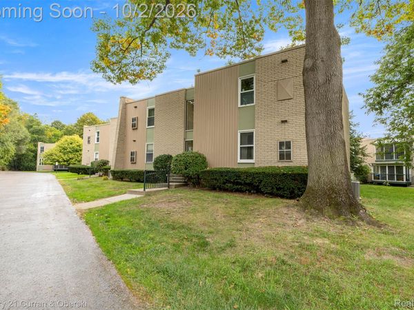 32995 Fargo Street, Livonia, Mi 48152
